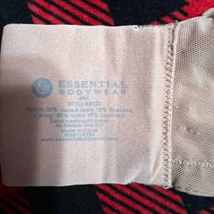 Essential Bodywear Bra 44H